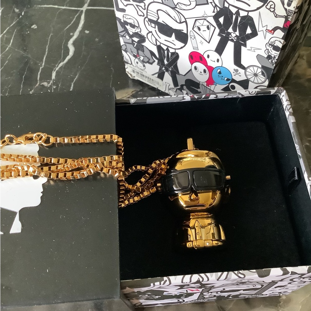 Karl lagerfield x tokidoki digital necklace Karl watch Rare